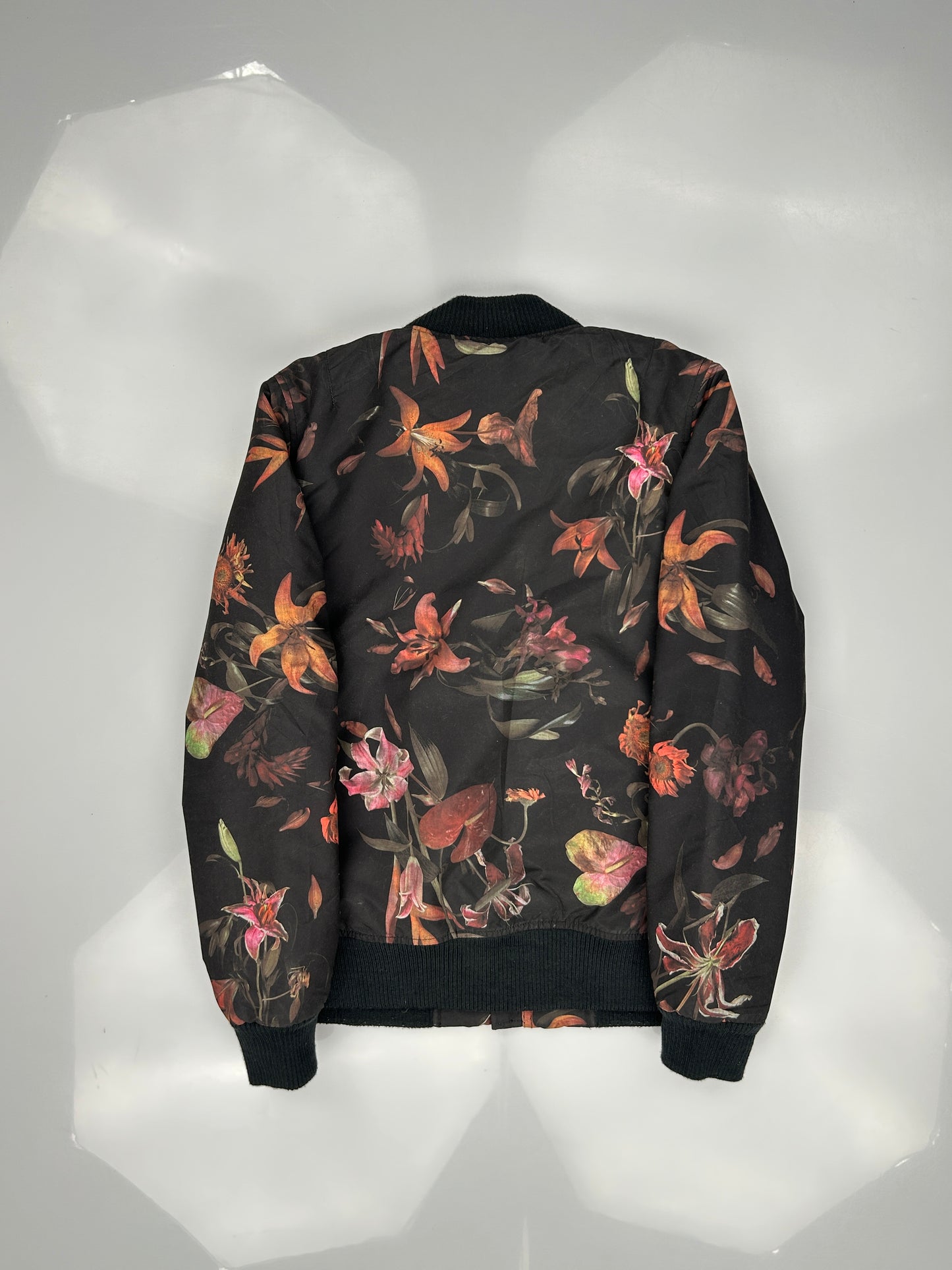 Vans Black Multi-Color Floral Print Bomber Jacket Vans Black Multi-Color Floral Print Bomber Jacket