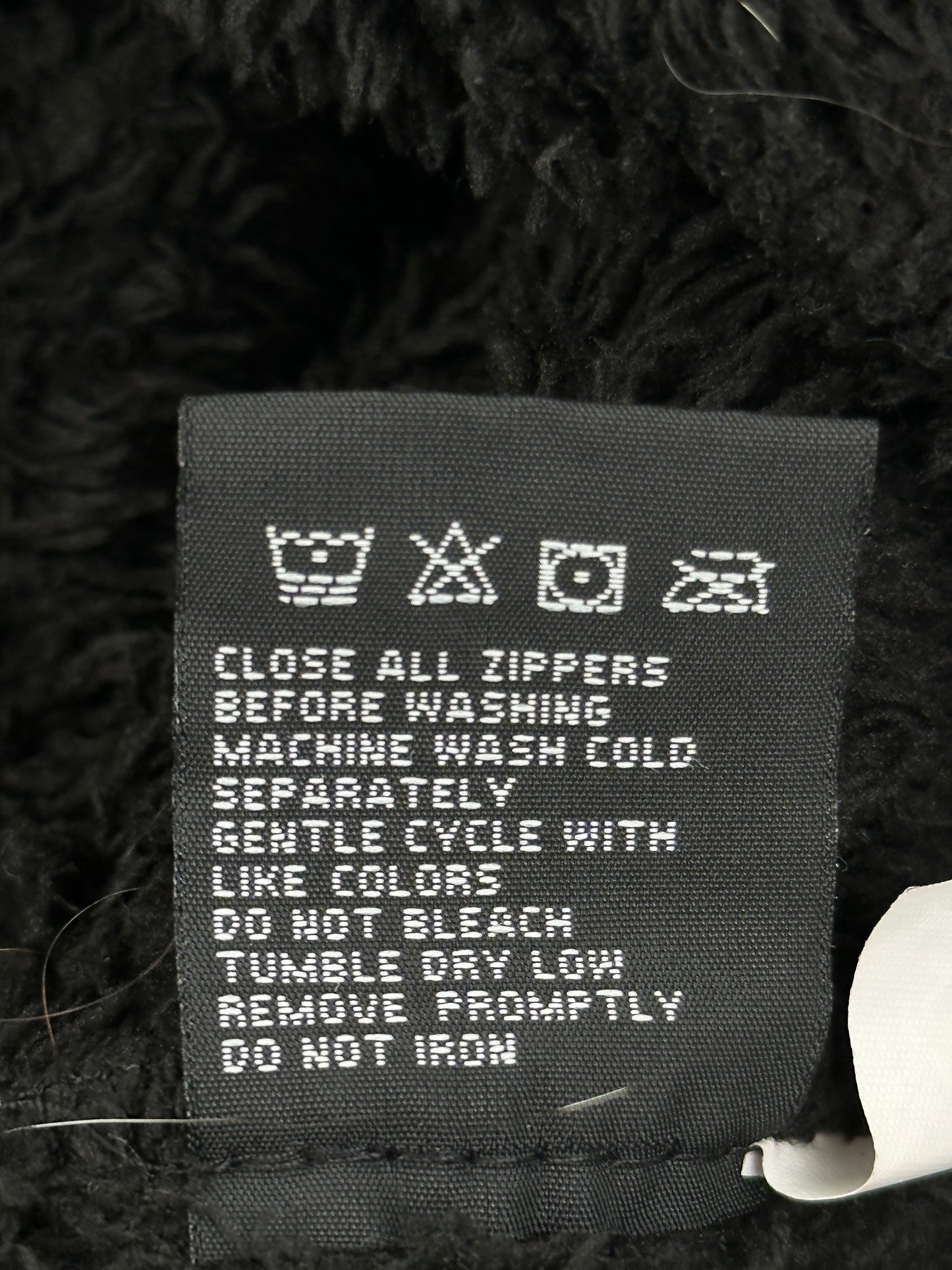 New Balance Women's Pile Faux Fur jacket